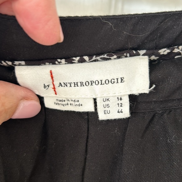 Anthropologie eyelet cropped flare pants - Picture 7 of 8